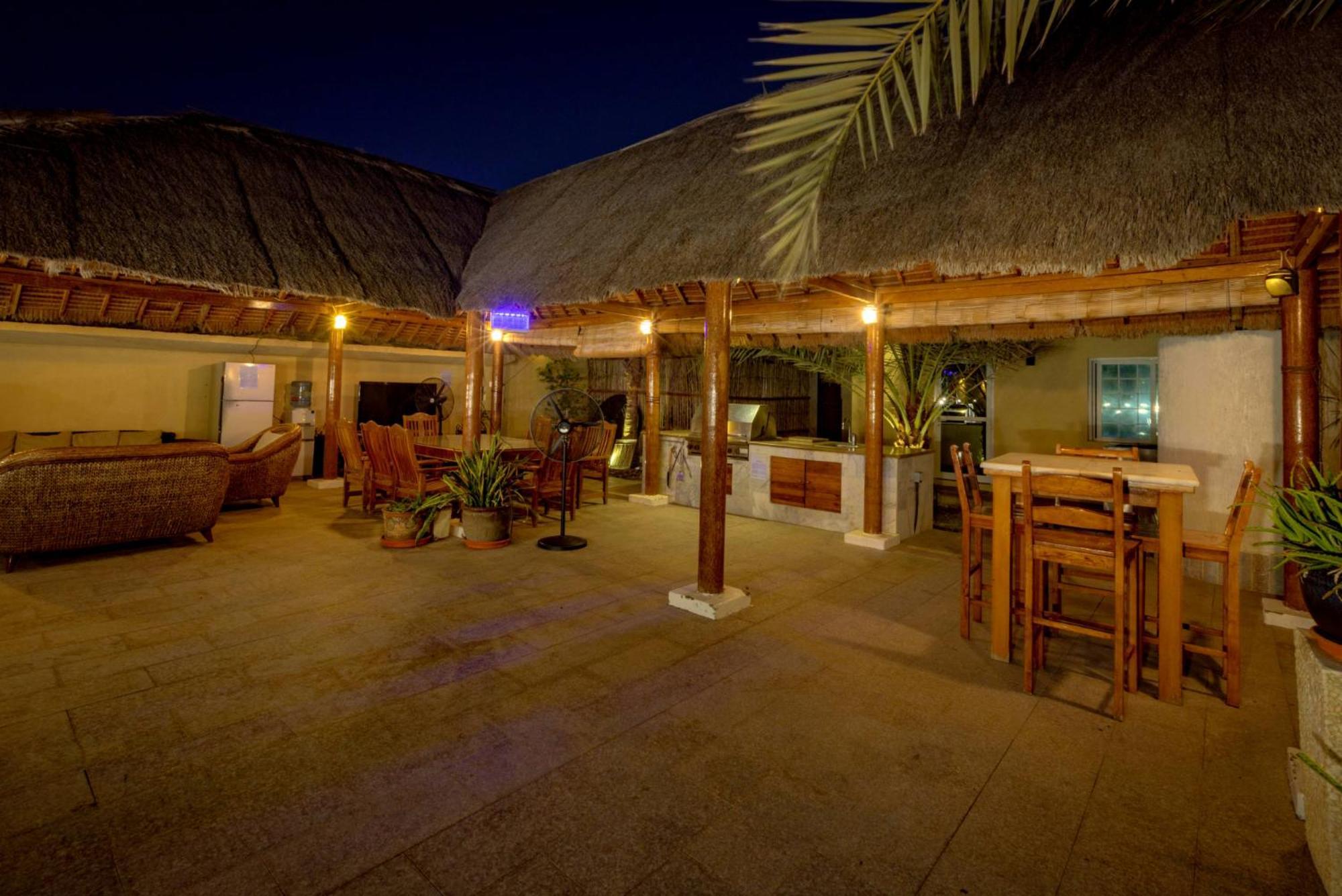 Dar 66 4Br Pool Villa With Jacuzzi Rász el-Haima Kültér fotó